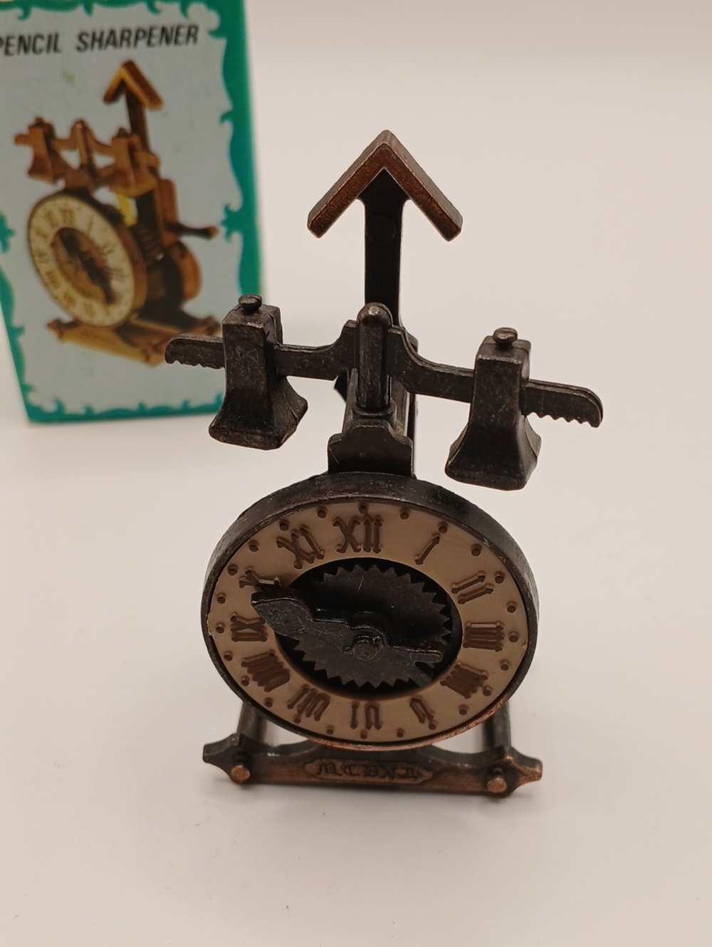 Vintage Die-Cast Metal Clock Pencil Sharpener Moving Parts #8754